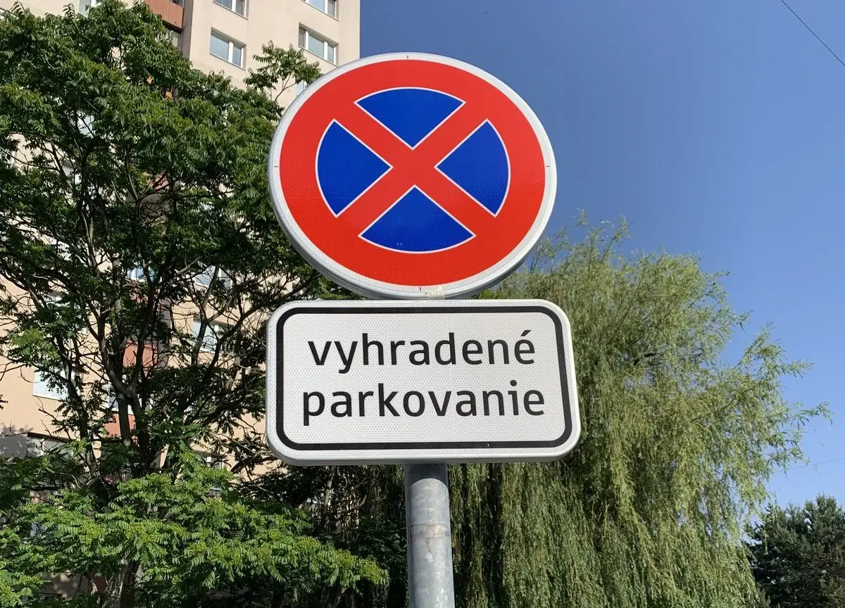 vyhradene-parkovanie-talajka